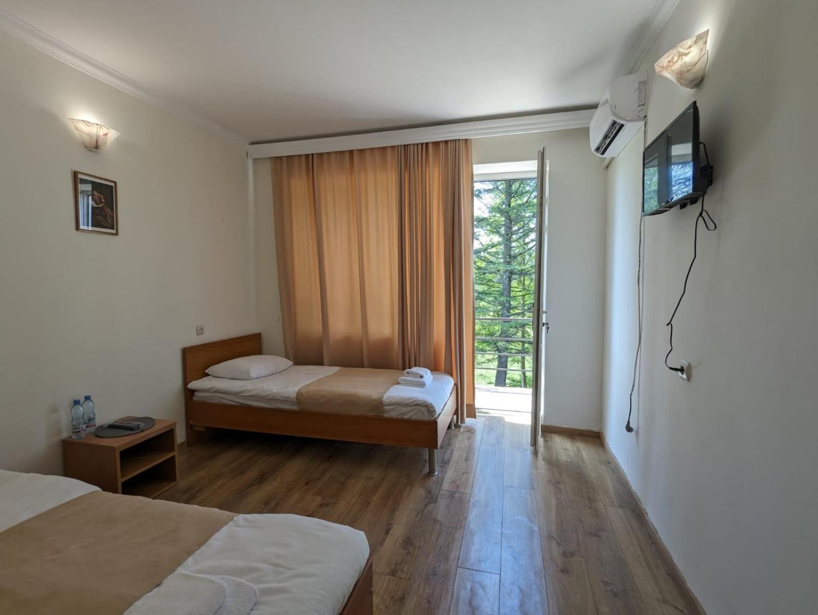 Hotel Tsiskari Ianet'i Exterior photo